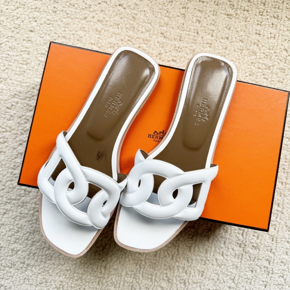 NIB Hermes White Sandal Show / Size 36